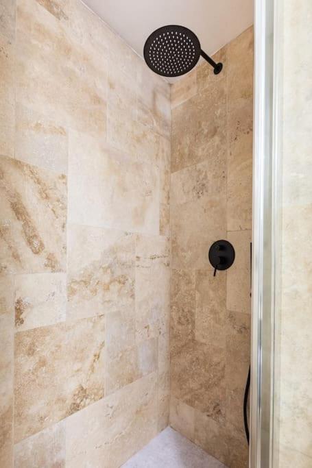 Bottega Augustea Duplex Apartment In Monti โรม ภายนอก รูปภาพ